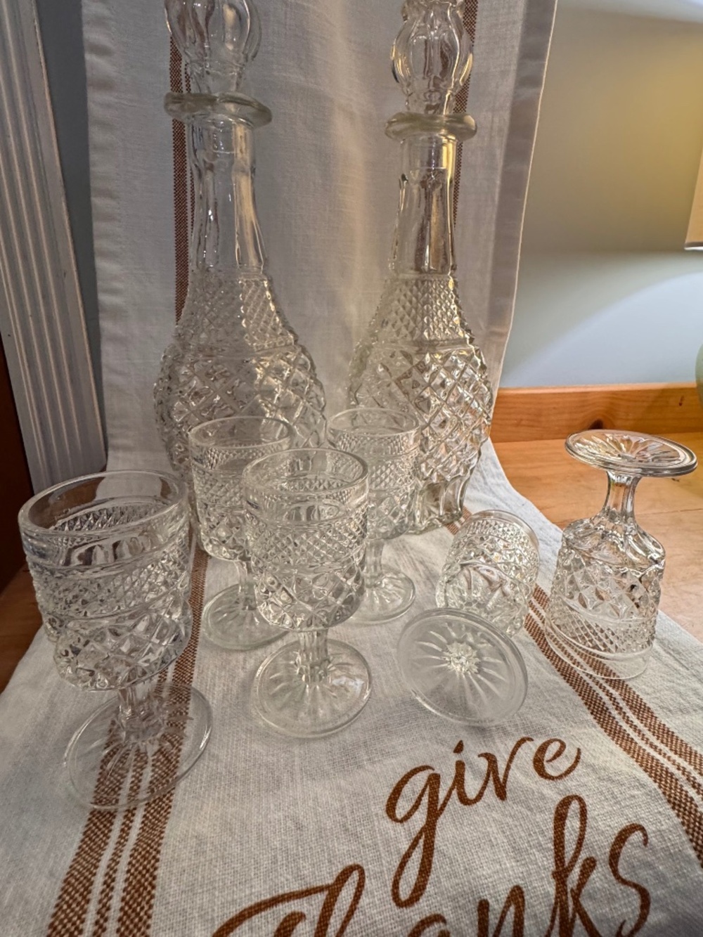 Anchor Hocking Wexford Pattern Decanter & glasses